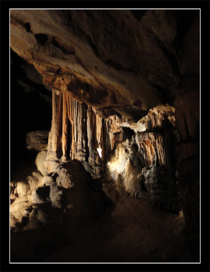 The grotte de Limousis