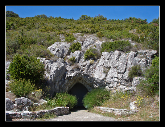 The grotte de Limousis