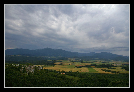 Paysage du pays de Sault