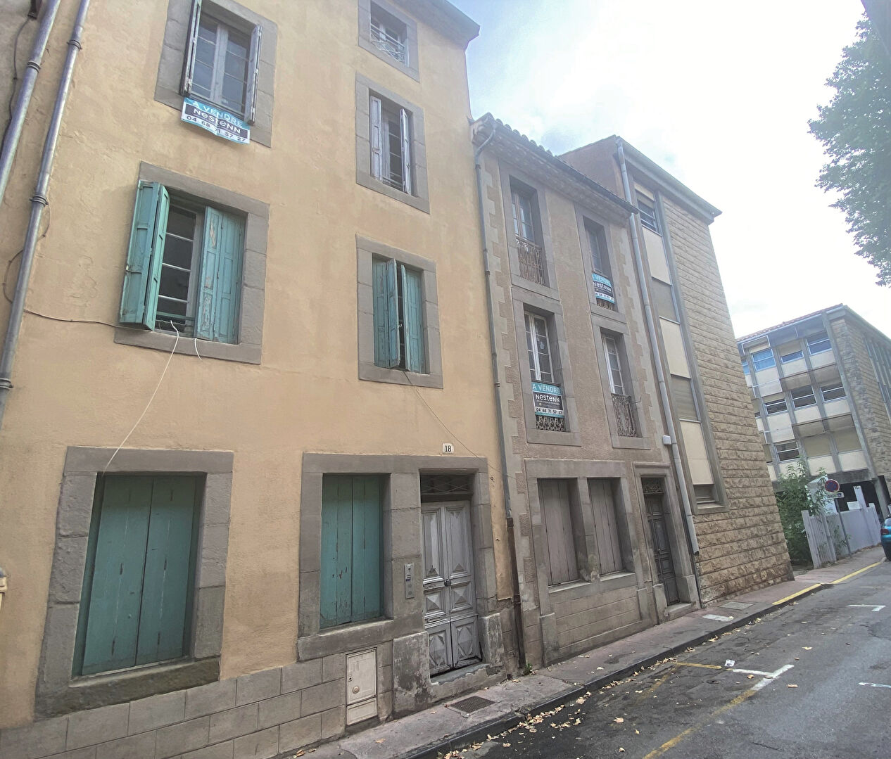 Building  | 225 000 €